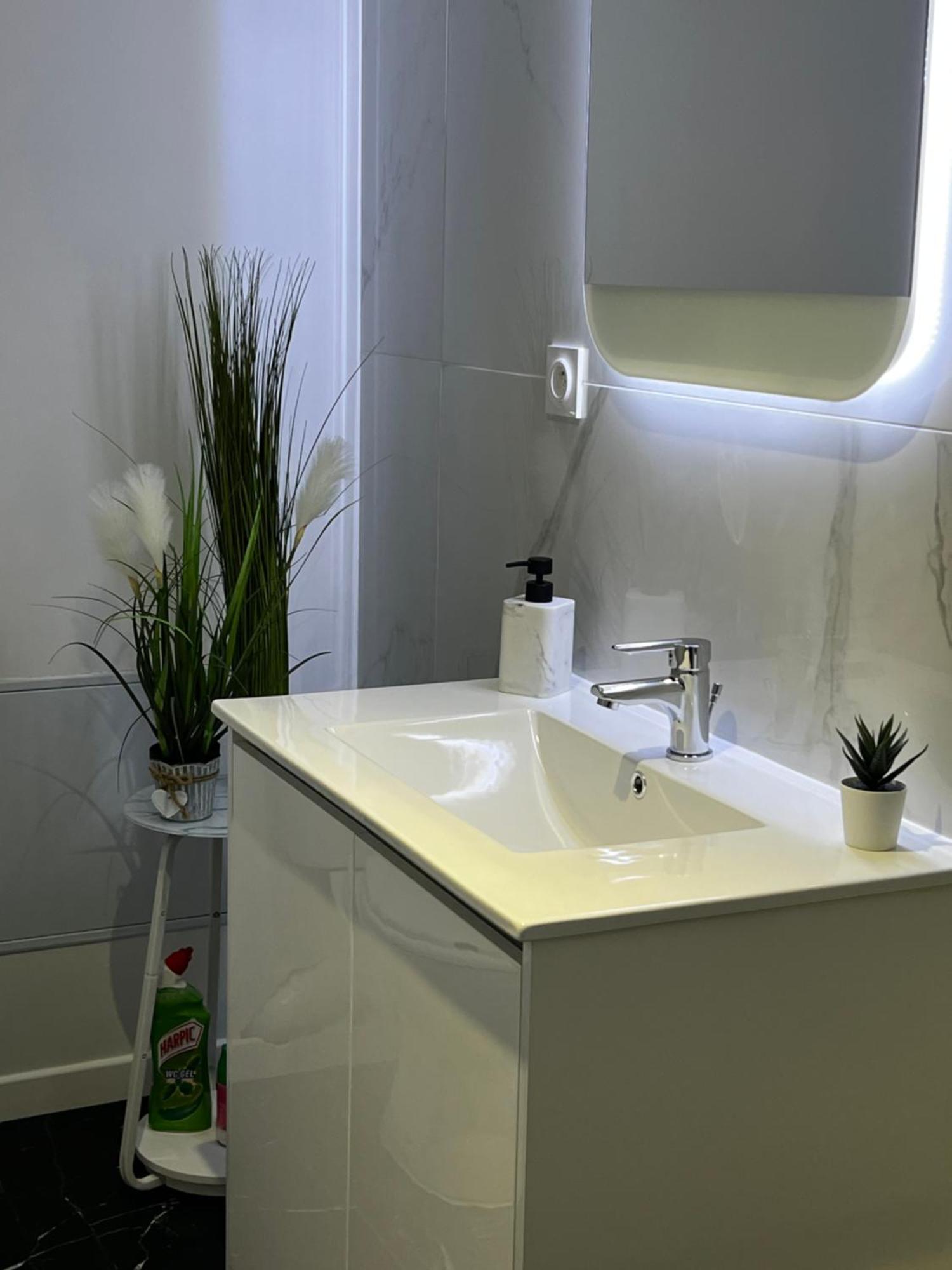 Ambiance Cocooning Pour Visiter La Normandie Giberville Exterior photo